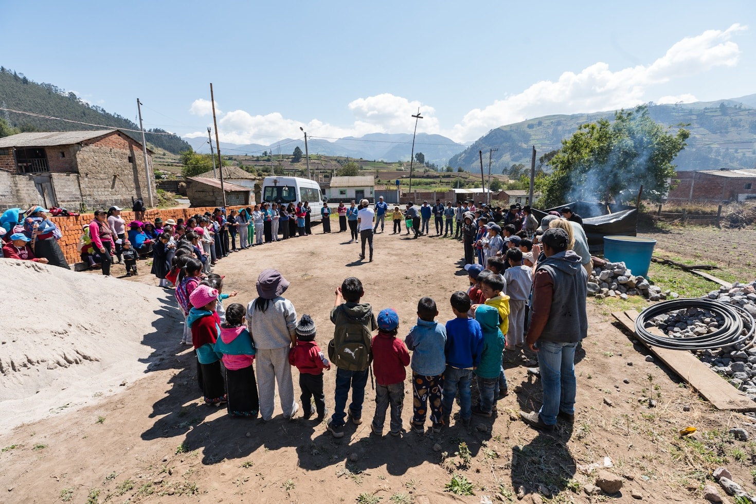 Como o voluntariado transforma vidas e comunidades